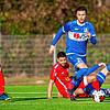 Führungstreffer: Sebastian Schmidt (rechts, im Spiel beim FC Wallbach) eröffnete beim 4:0-Arbeitssieg des FC Erzingen über Schlusslicht ...