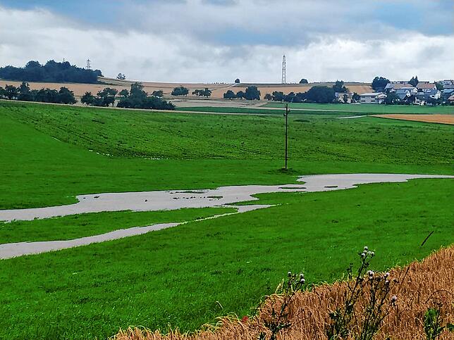 Bild 8: Bilder von den Wassermassen in Mühlingen nach dem Unwetter am Donnerstag