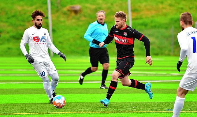 Bild 17: FC Erzingen siegt trotz Unterzahl mit 5:2 gegen den FC RW Weilheim &ndash; und wir haben die Bilder!