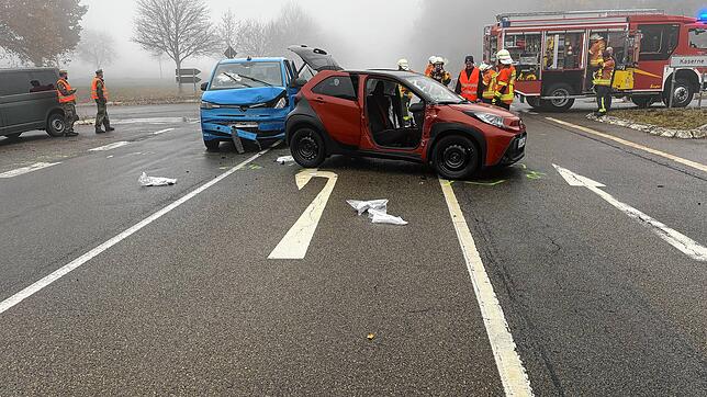 Zum Zeitpunkt des Unfalls herrscht dichter Nebel.