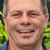 Der Winzer Armin Zolg vom gleichnamigen Hofgut in Gailingen denkt mit seiner Besenwirtschaft noch lange nicht ans Aufgeben. „Die ...