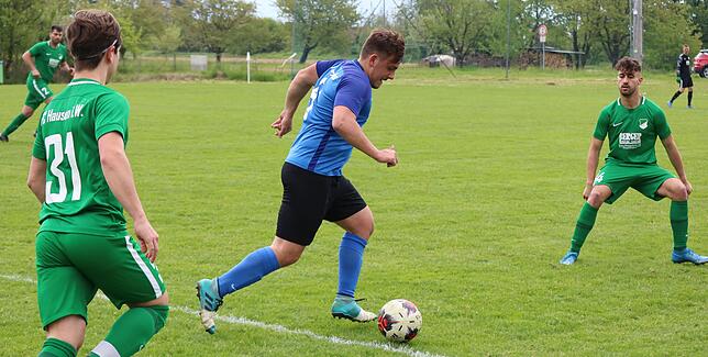 Bild 26: FV Degerfelden unterliegt mit 2:5 dem FC Hausen &ndash; und wir haben Bilder!