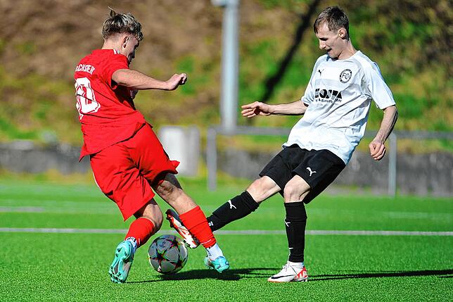 Bild 26: Der FC 08 Bad Säckingen siegt gegen FC Dachsberg mit 3:0 &ndash; und wir haben die Bilder!