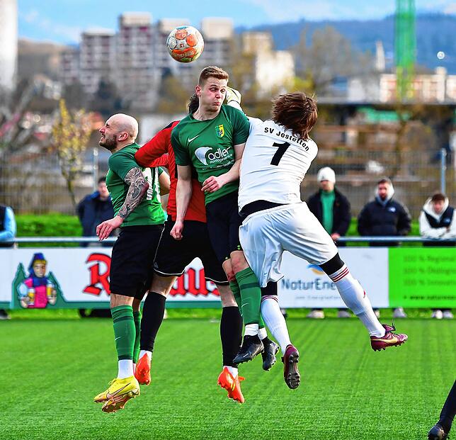 Bild 27: SV Herten besiegt den SV Jestetten im Kellerduell mit 3:2 &ndash; und wir haben Bilder!