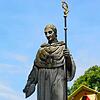 Die Statue von Fürstabt Martin Gerbert in Bonndorf.
