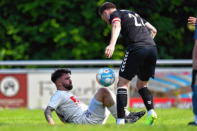 Bild 16: FC Erzingen verliert mit 2:4 bei Spitzenreiter VfR Hausen &ndash; und wir haben Bilder!