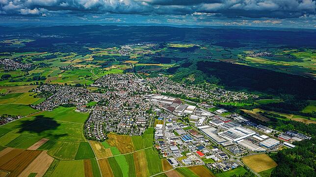 Eine Luftaufnahme von Gottmadingen. Oben ist der Ortsteil Bietingen. Hier hat am 20. Oktober die Erde gebebt.