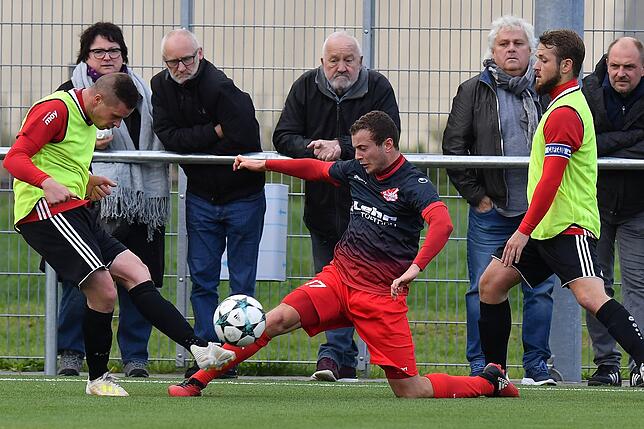 Bild 8: FC Schönau siegt 4:1 beim FC Wallbach &ndash; und wir haben Bilder!