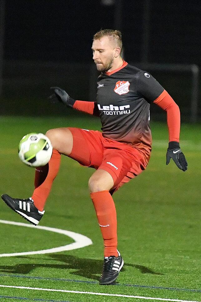 Bild 14: SV Herten besiegt den FC Schönau mit 4:1 &ndash; und wir haben Bilder!