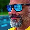 Jerome Jover ist Schwimmmeister im Villinger Kneippbad. Seit Dienstag ist das wieder auf. Der SÜDKURIER war am Eröffnungstag dabei.