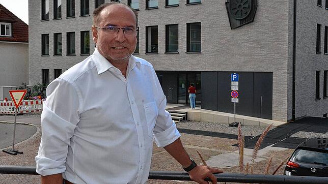 FDP-Stadtrat Rolf Haas bedauert, dass die FDP im Rat nicht die erhoffte Fraktionsstärke erreicht hat. Statt drei Sitze hat die FDP bei ...
