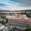 Gesundheitskomplex auf der Mettnau: Im Vordergrund der Neubau des städtischen Pflegeheims, dahinter die Gebäude des Radolfzeller ...