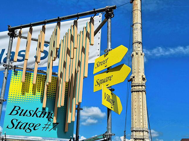 Für ESC-Fans hat die Stadt Basel einiges auf die Beine gestellt. Durch Wegweiser verläuft man sich nicht.