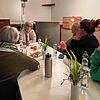 Zita Wirsch (in der Bildmitte) aus Worblingen moderiert seit vielen Jahren den Elternkreis für drogengefährdete und -abhängige ...