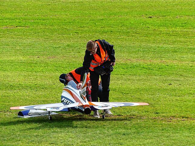 Bild 24: Großes Jubiläums-Flugplatzfest in Rickenbach-Hütten - hier sind die Bilder