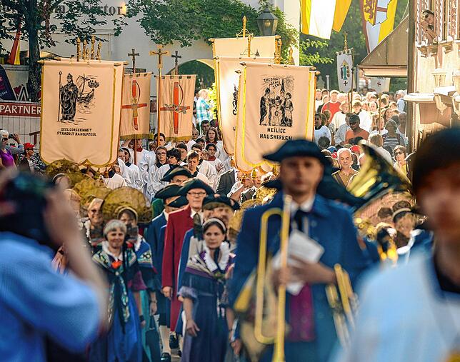 Bild 1: Im Sommer bleibt es still in der Stadt: Weltlicher Teil des Hausherrenfestes ist abgesagt