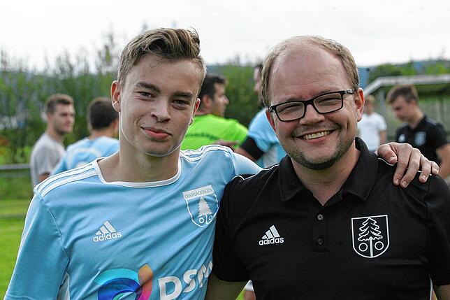 Bild 2: SV Obersäckingen gewinnt gegen den SC Lauchringen mit 2:0 &ndash; und wir haben die Bilder!