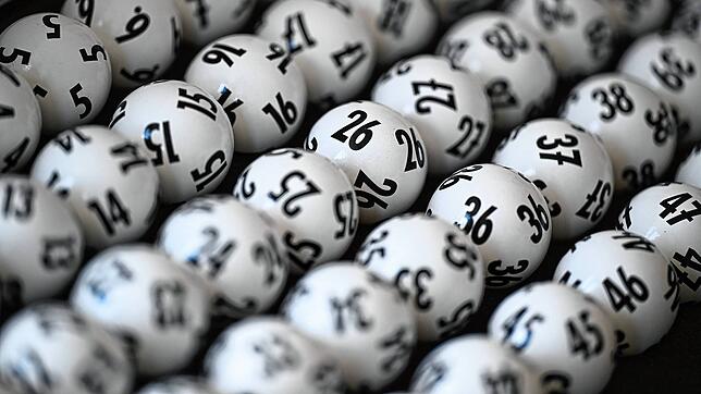 Bild : Tipper aus Baden-Württemberg ist jetzt Lotto-Multimillionär
