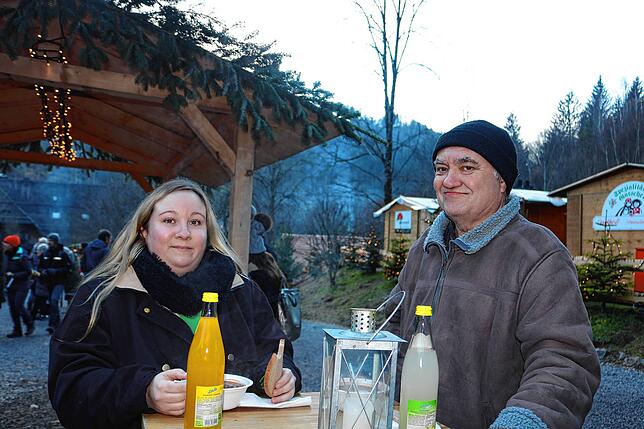 Tausende Besucher kamen zum Weihnachtsmarkt in die Ravennaschlucht um das einmalige Feeling zu erleben