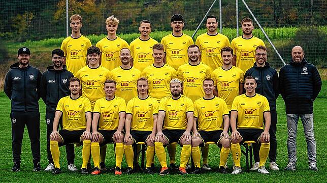 Torhüter? Fehlanzeige! Beim A-Ligisten SV Denkingen II gibt es keinen fixen Schlussmann. In 20 Spielen hat Trainer Johannes Allgaier ...