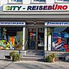 Das Reisebüro Zimmermann hat &ndash; wie alle anderen in der Stadt auch &ndash; seine Türen geschlossen. Die Mitarbeiter arbeiten jedoch ...