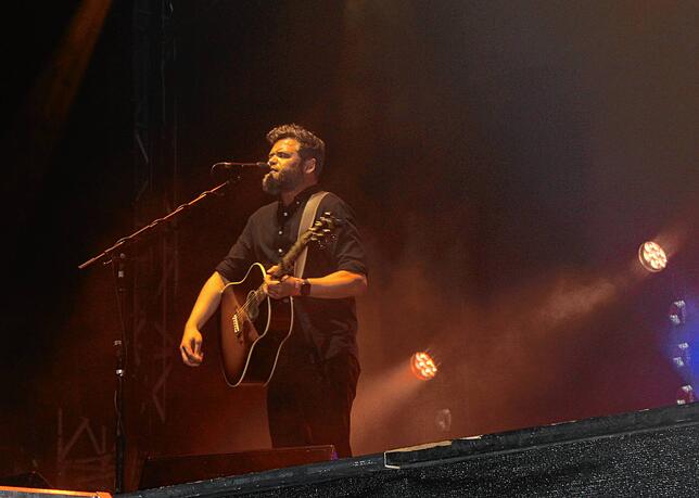 Passenger stand bereits vor neun Jahren, Im Jahr 2015, auf der Bühne des Stars in Town Festival.