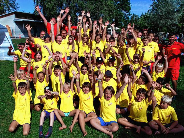 Über 40 Kinder und Jugendliche nahmen am Rescue Camp der DLRG Öhningen teil. Mit großer Faszination verfolgten sie die gemeinsame ...