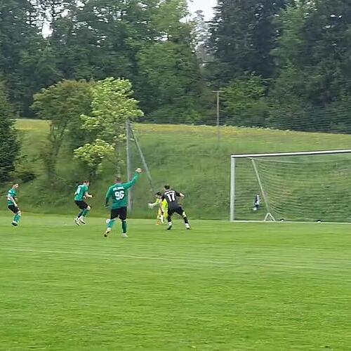 Eigentor von Jonas Krumm zum 2:1