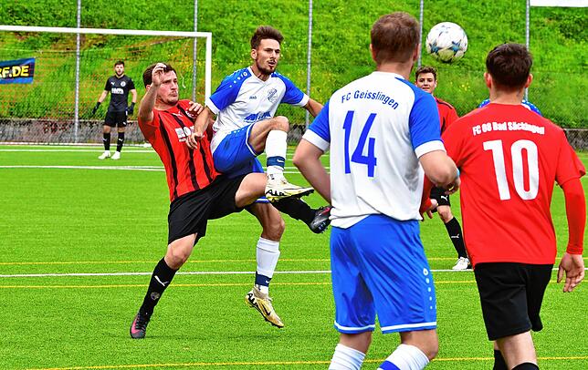 Bild 14: FC 08 Bad Säckingen setzt sich mit 5:1 gegen den FC Geißlingen durch – und wir haben Fotos!