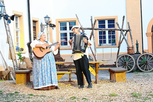 Bild 15: Freilichttheater in Riedern: &bdquo;Zwischen den Welten&ldquo;