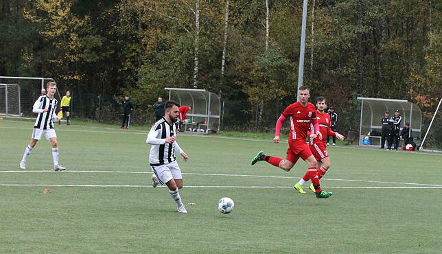 Bild 2: SV 08 Laufenburg schickt die Reserve des Freiburger FC mit 6:1 nach Hause &ndash; und wir haben Bilder!