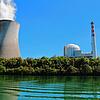 Das Atomkraftwerk Leibstadt am Rhein gegenüber der Gemeinde Dogern auf deutscher Seite (Archivbild). Die Dampfwolke ist weithin ...