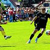 Konstanz-Wollmatingen (rechts Konstantin Hahn) gewann mit 7:2 bei Öhningen-Gaienhofen (Adriano Michienzi).