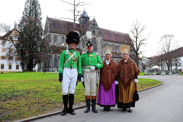 Matthias Kunle, Wolfgang Kunle, Tatjana Kunle und Barbara Rothfuß vom Historischen Grenadiercorps 1810 aus Villingen-Schwenningen(von ...