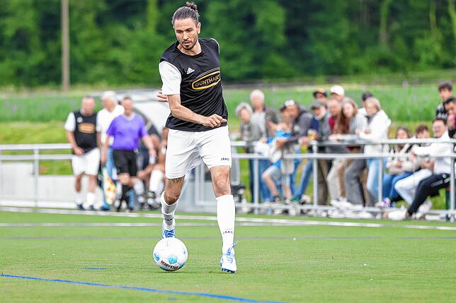 Bild 30: Legenden-Spiel beim SV Rheintal endet 5:5 – wir haben Fotos!
