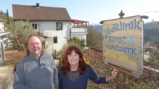 Schmaler geht es nicht: Der Engpass am Oberen Stadtweg sorgt mittlerweile aber auch für Verkehrsberuhigung. Das freut Hanspeter Berg und ...