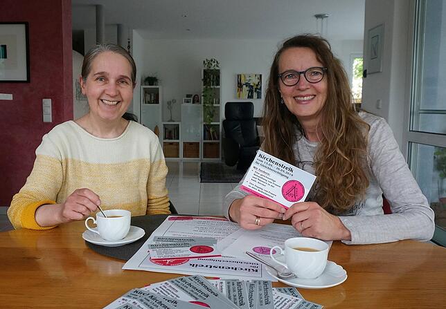 Ulrika Schirmaier (rechts) im Gespräch mit unserer Mitarbeiterin Ursula Freudig.