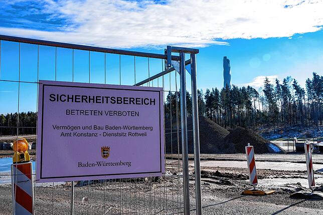 Die gesamte Baustelle ist ein eingezäunter Sicherheitsbereich.