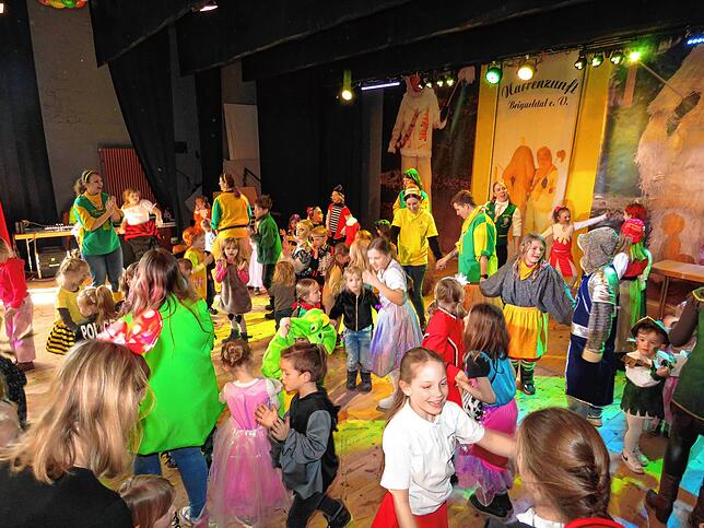 Bild 7: Die besten Eindrücke vom Kinderball der Brigachtaler Narrenzunft