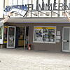 Sie halten am Kino Rheinflimmern fest: Frank Trotzki (links) und Gerd Sauer vom Verein Stadtkino.