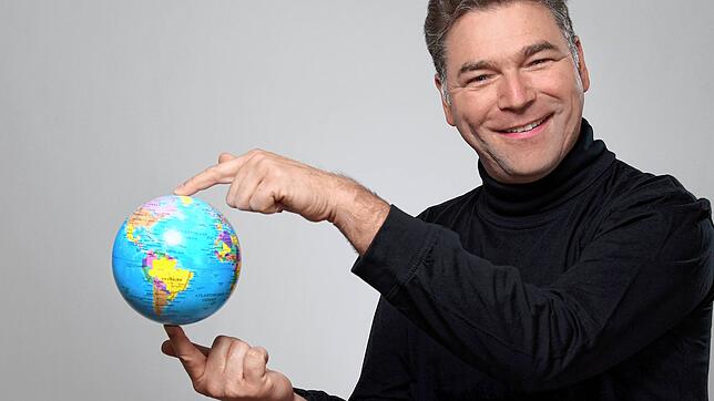 Alexander Siegmund stammt aus Fürstenberg und ist Professor für Physische Geographie und ihre Didaktik an der Pädagogischen Hochschule ...