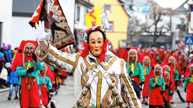 Entspannt und fröhlich die Fasnet genießen: Das soll ein verstärktes Sicherheitskonzept auch 2025 ermöglichen. Das Bild zeigt ...