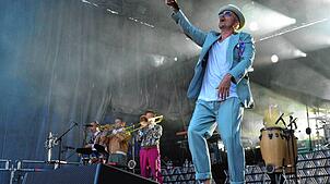 Party mit Jan Delay am Freitagabend. Es war das erste ausverkaufte Konzert in der Geschichte des Markdorf Open Airs.