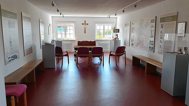 Das Museum befindet sich im Dachgeschoss des Rathauses in Hohenfels.