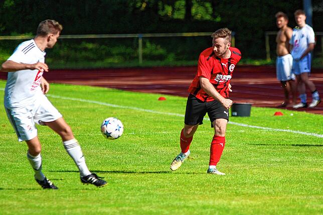 Bild 6: FC 08 Bad Säckingen gewinnt 4:1 gegen die SG Höchenschwand – und wir haben Bilder!