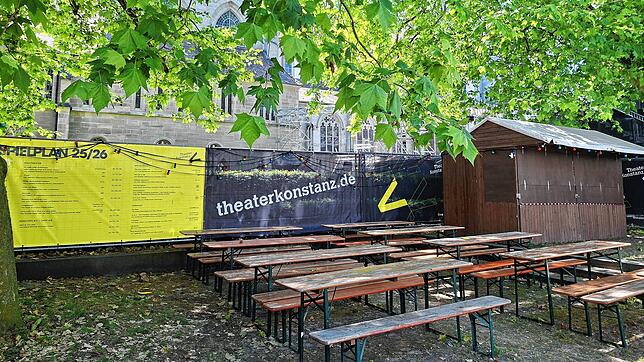 Hier, im Gastro-Bereich des Freilichttheaters, will der SÜDKURIER am Donnerstag, 26. Juni, zwischen 12.30 Uhr bis 13.30 Uhr zum Thema ...
