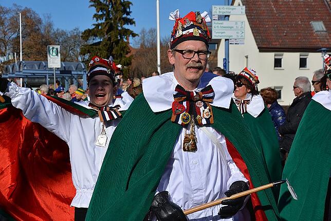 Bild 24: Bilder vom Narrentreffen der Urviecher-Zunft Bad Dürrheim: Großer Festumzug (1)