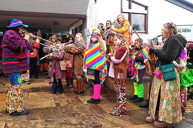 Bild 4: Tengener Fasnet 2025: Unvergessliche Bilder der spektakulären Rathausstürmung!
