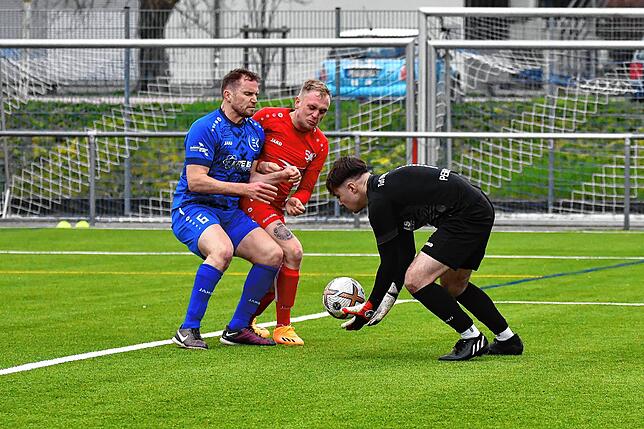 Bild 8: SV Jestetten holt ein 2:2 beim TuS Efringen-Kirchen &ndash; und wir haben Bilder!