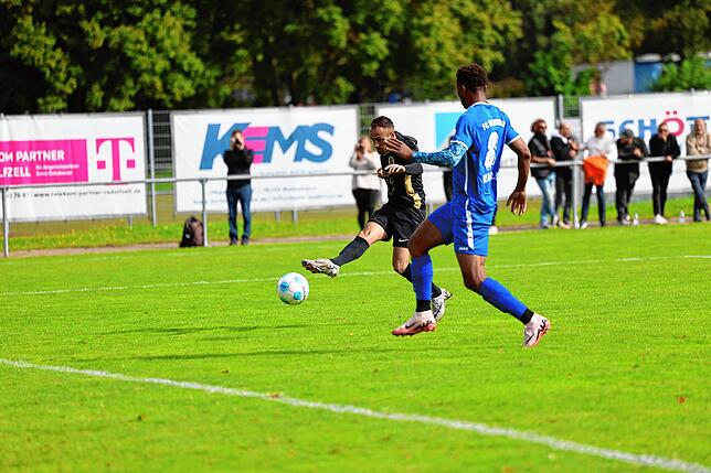 Bild 14: Unsere große Bildergalerie vom 8:1-Sieg des TSV Singen in der Verbandsliga gegen den FC Waldkirch